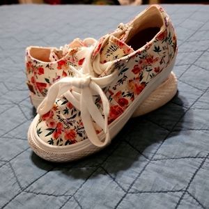 Blowfish Malibu Kids Chunky Floral Sneakers
